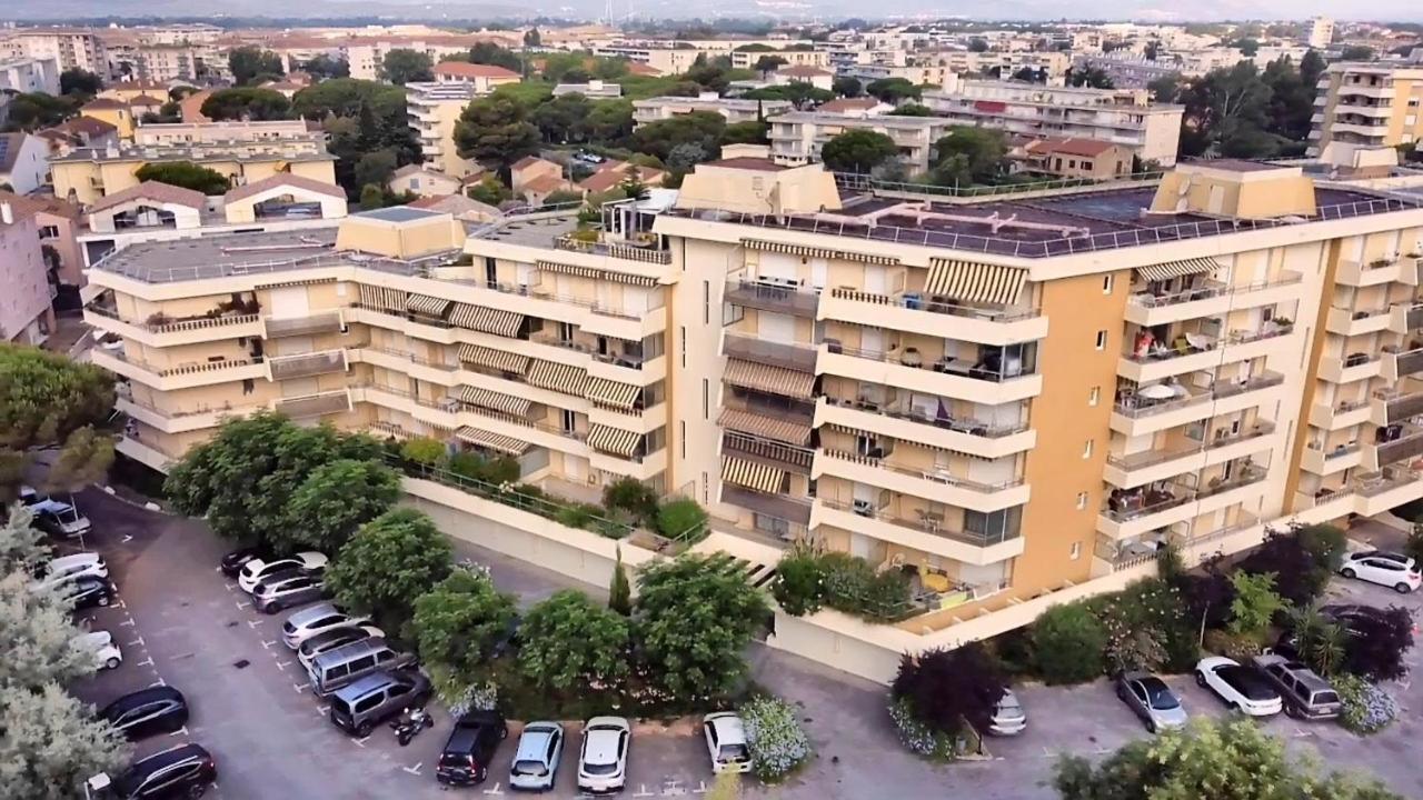 Residence La Miougrano Frejus Plage Kültér fotó